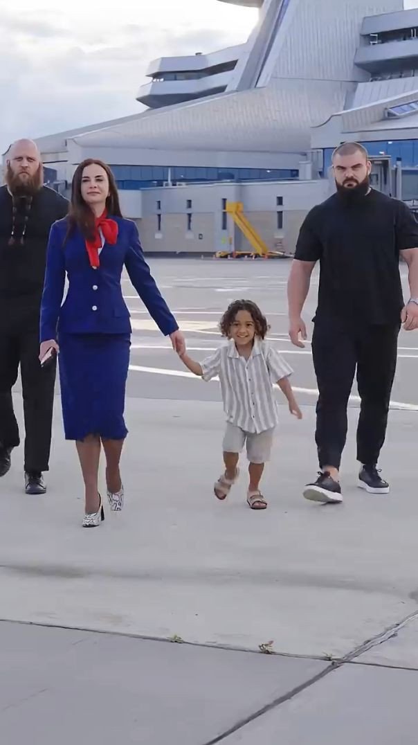 Turned the plane into Bubbas play room  #JasonKing